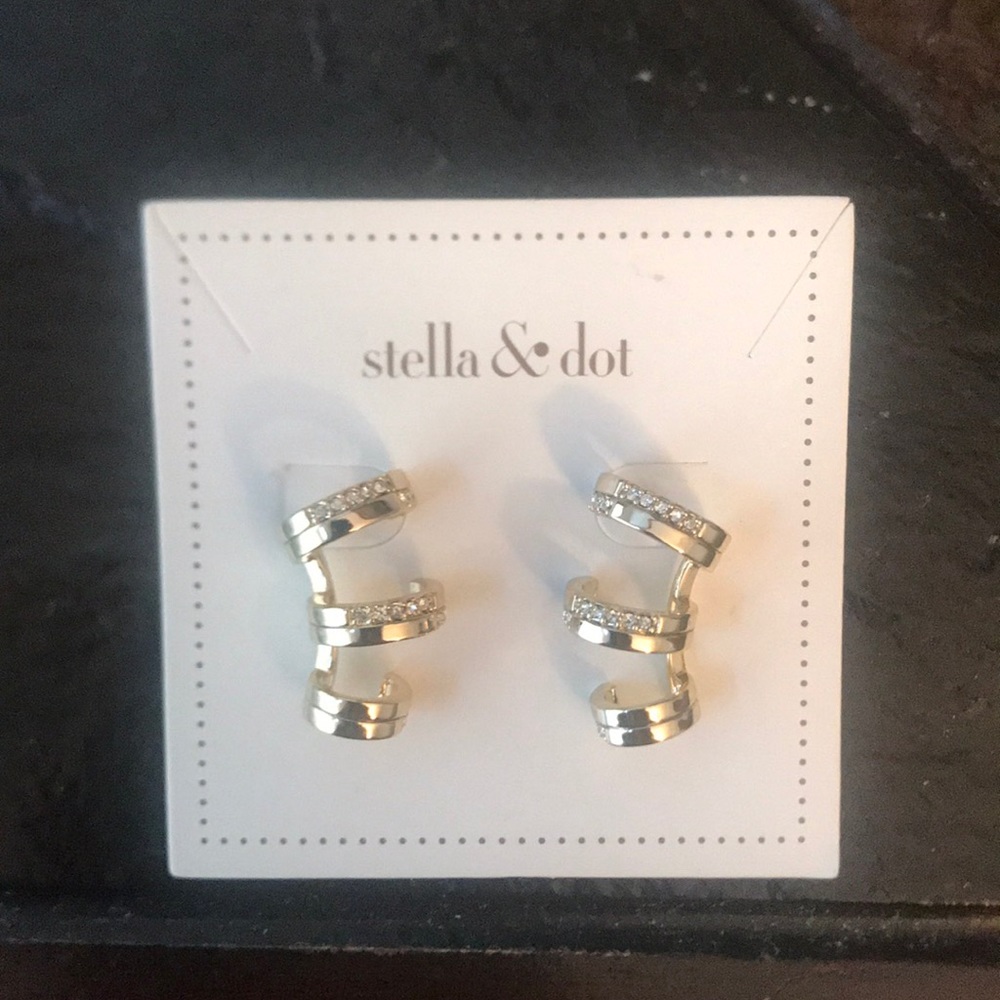 Stella & Dot Trio cuff earring